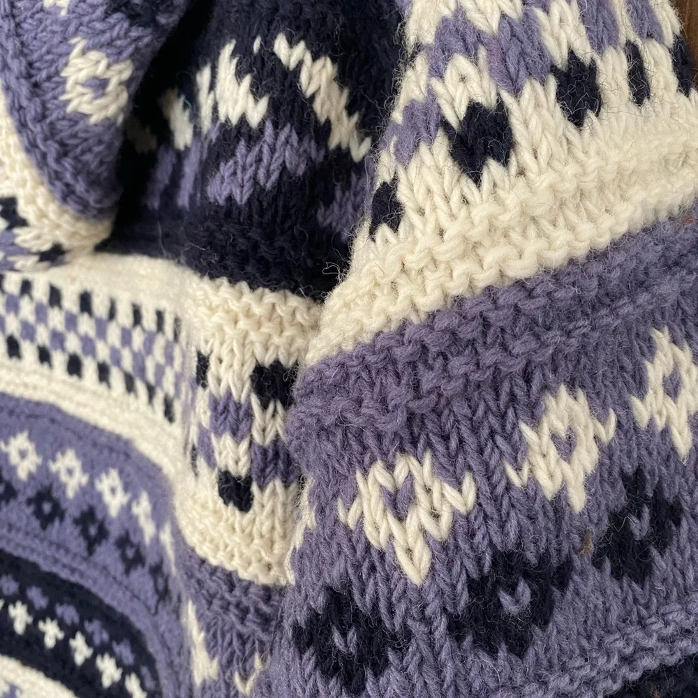 Handmade in Nepal 100% Wool zip up hooded sweater– Fully Lined – Oversized M - Picture 4 of 8